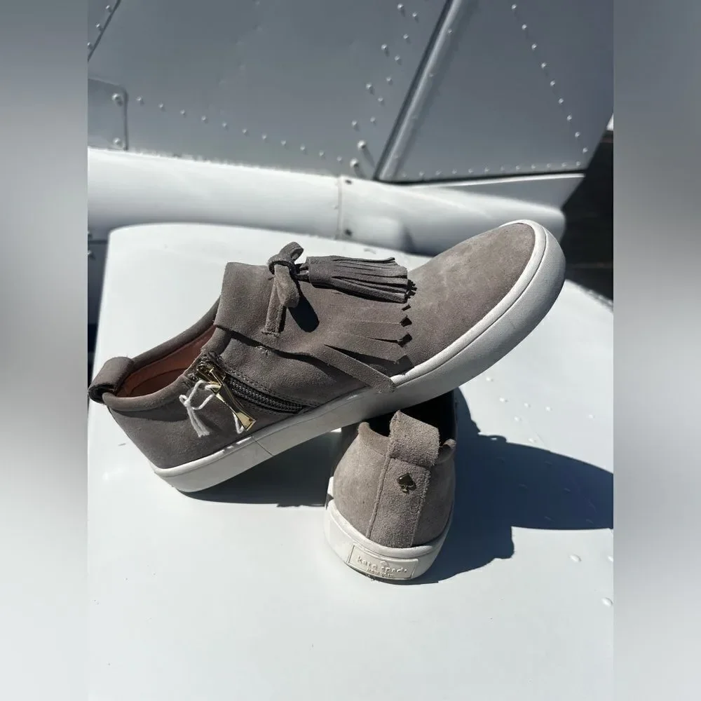 KATE SPADE ♠️ Tan Suede Tassel Sneakers! Size 6; LIKE NEW!